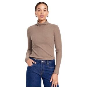 Old Navy Women's Plush Ribbed Turtleneck Long Sleeve Top